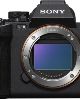 Sony A 7R V, 61 Mp, 9504 X 6336 Pixlar, Exmor R Cmos, 2X, 8K Ultra Hd, Svart